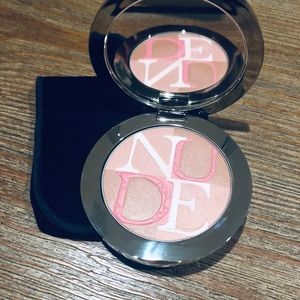 Dior Instant Illuminating Powder- Rose/Pink
